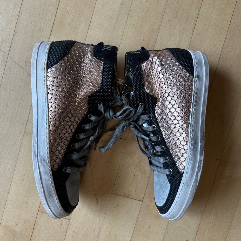 P448 You can Surf later Copper scale hi top, 38 (7.5-8) CB2364 - Picture 2 of 7